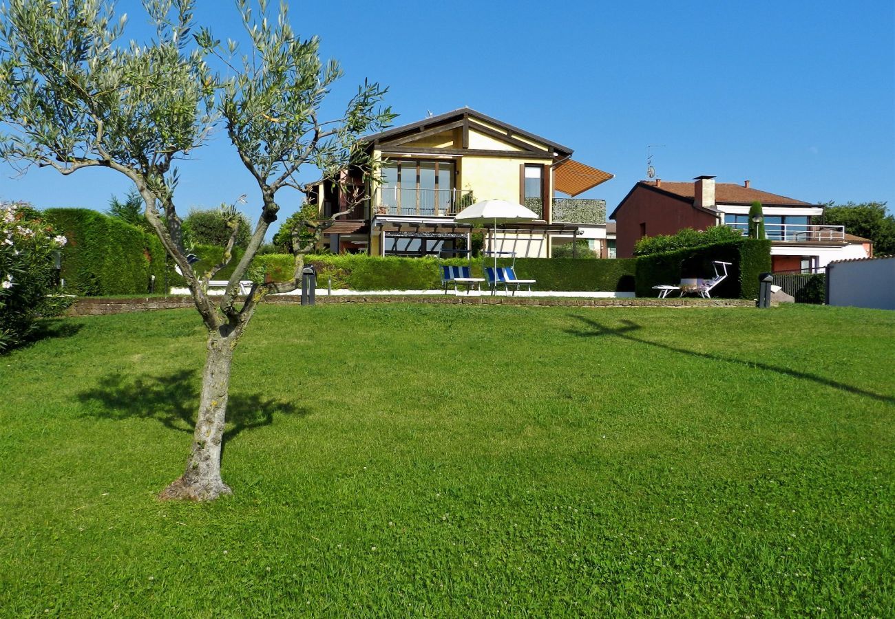 Appartamento a Lazise - Regarda - Appartamento Blanco a Lazise, con vista lago e piscina