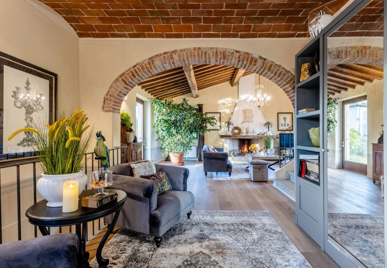 Villa a Orentano - Il Conte Farmhouse Retreat