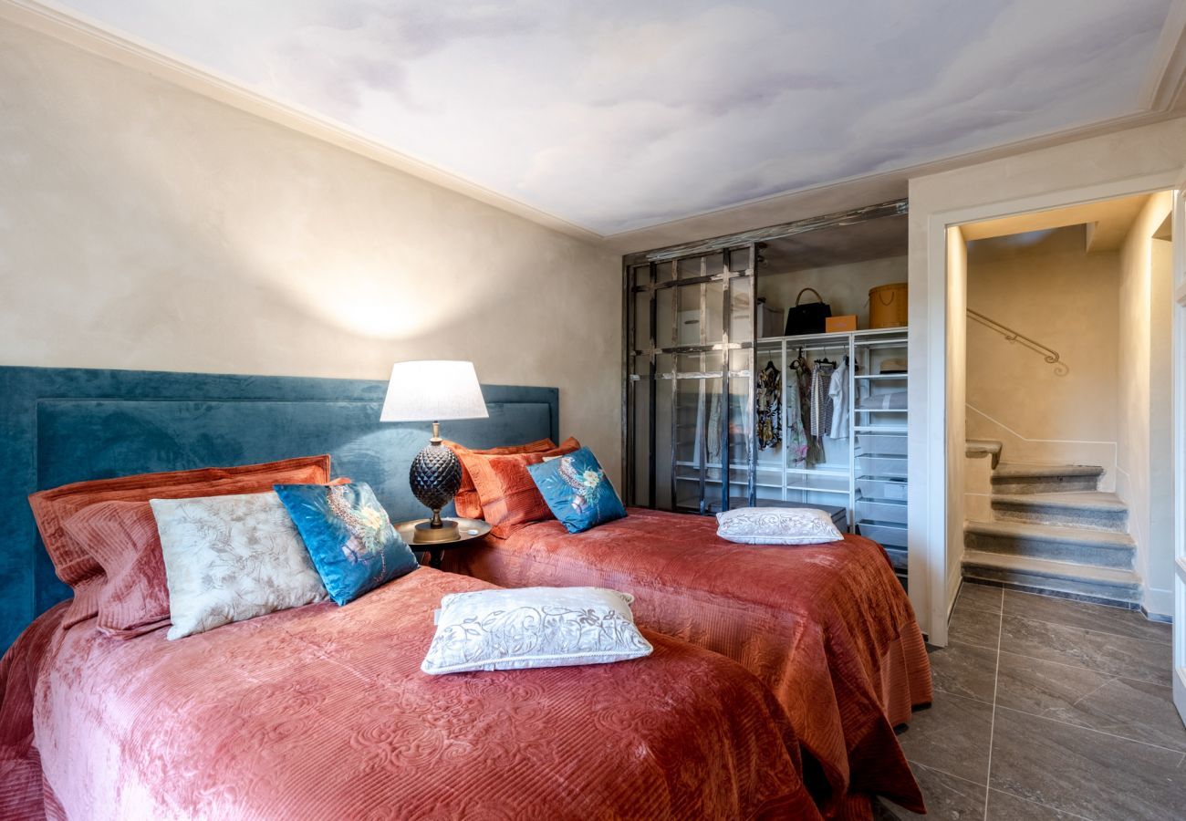 Villa a Orentano - Il Conte Farmhouse Retreat