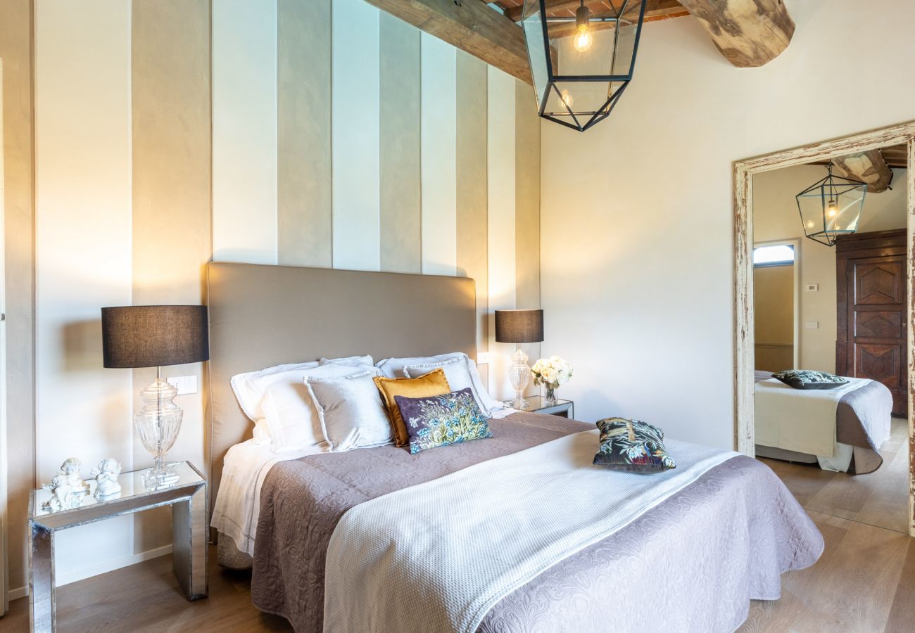 Villa a Orentano - Il Conte Farmhouse Retreat