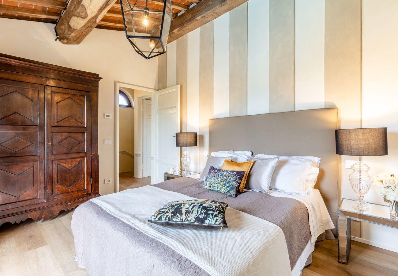 Villa a Orentano - Il Conte Farmhouse Retreat
