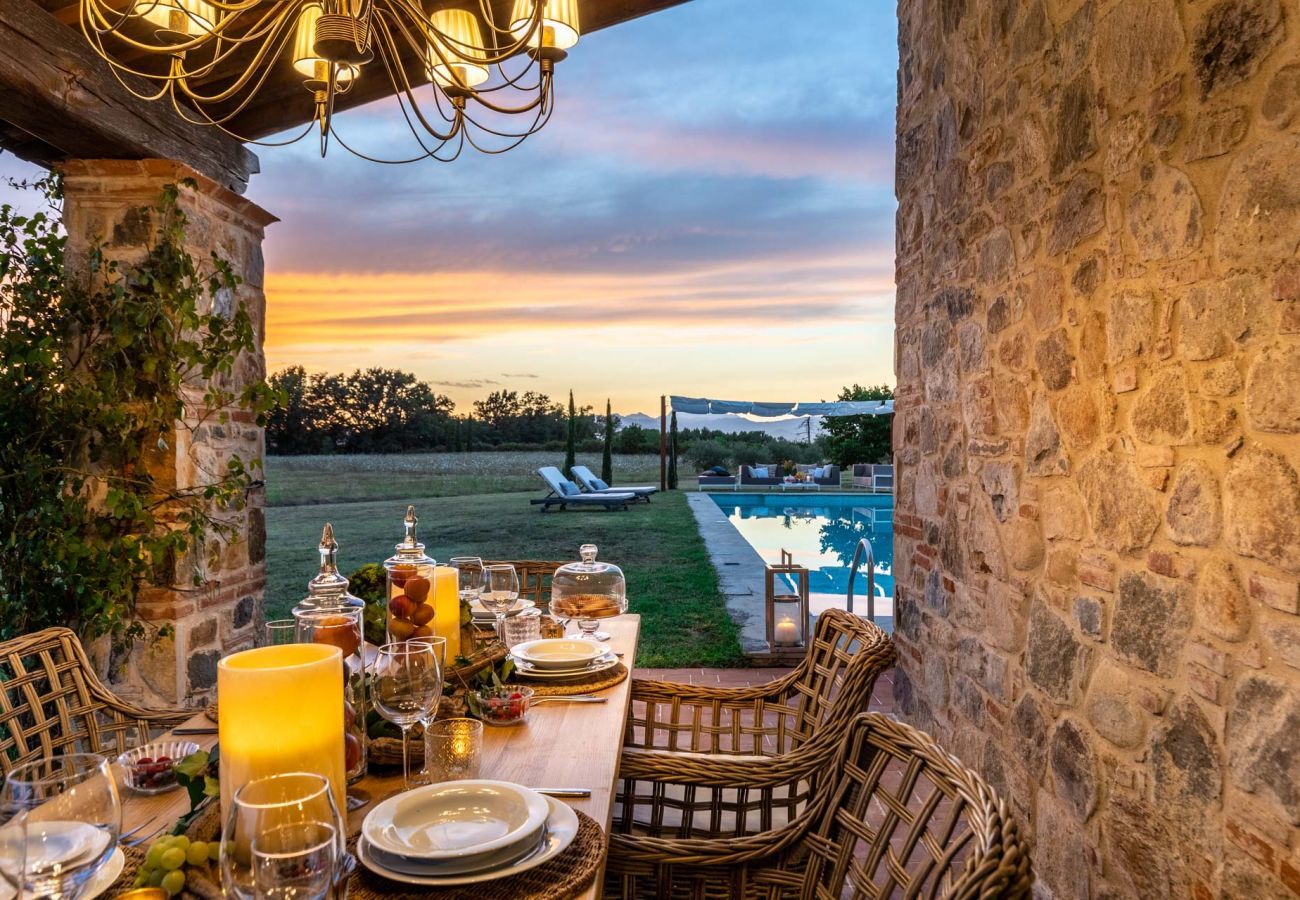Villa a Orentano - Il Conte Farmhouse Retreat