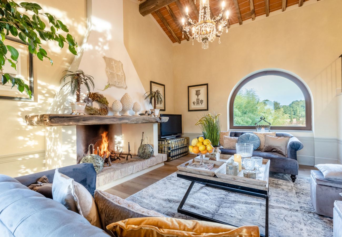 Villa a Orentano - Il Conte Farmhouse Retreat