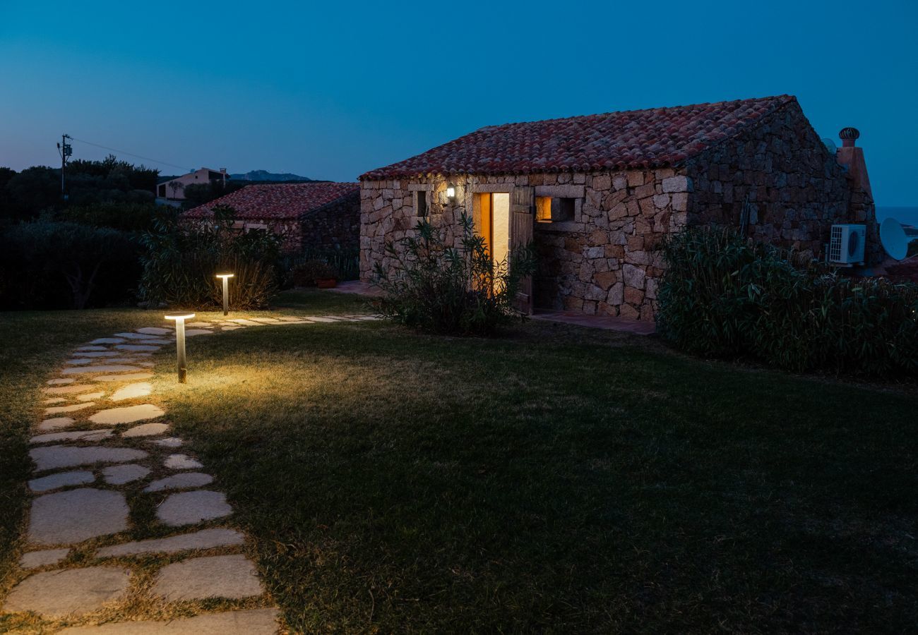 Villa a San Pantaleo - Villa Linda - tipico stazzo con vista panoramica San Pantaleo