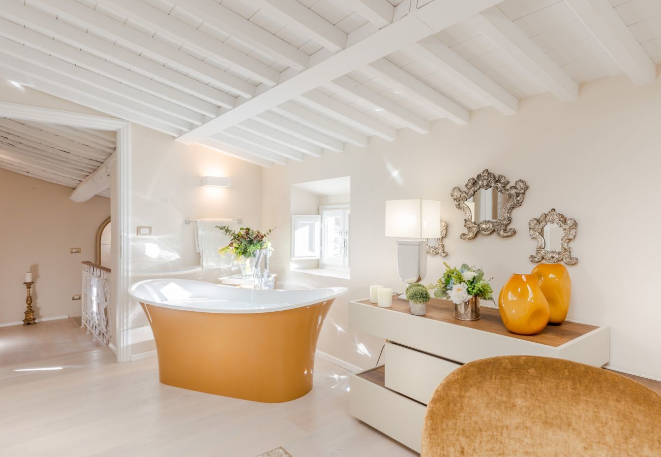 Appartamento a Lucca - The Duchess Chambers, the Luxury Grand 3 bedrooms