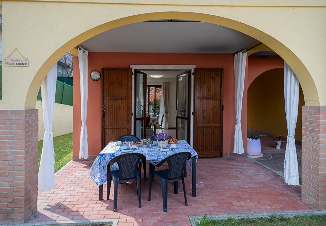 Villetta a Lazise - Regarda - Villetta Gruber con giardino privato, portico, piscina