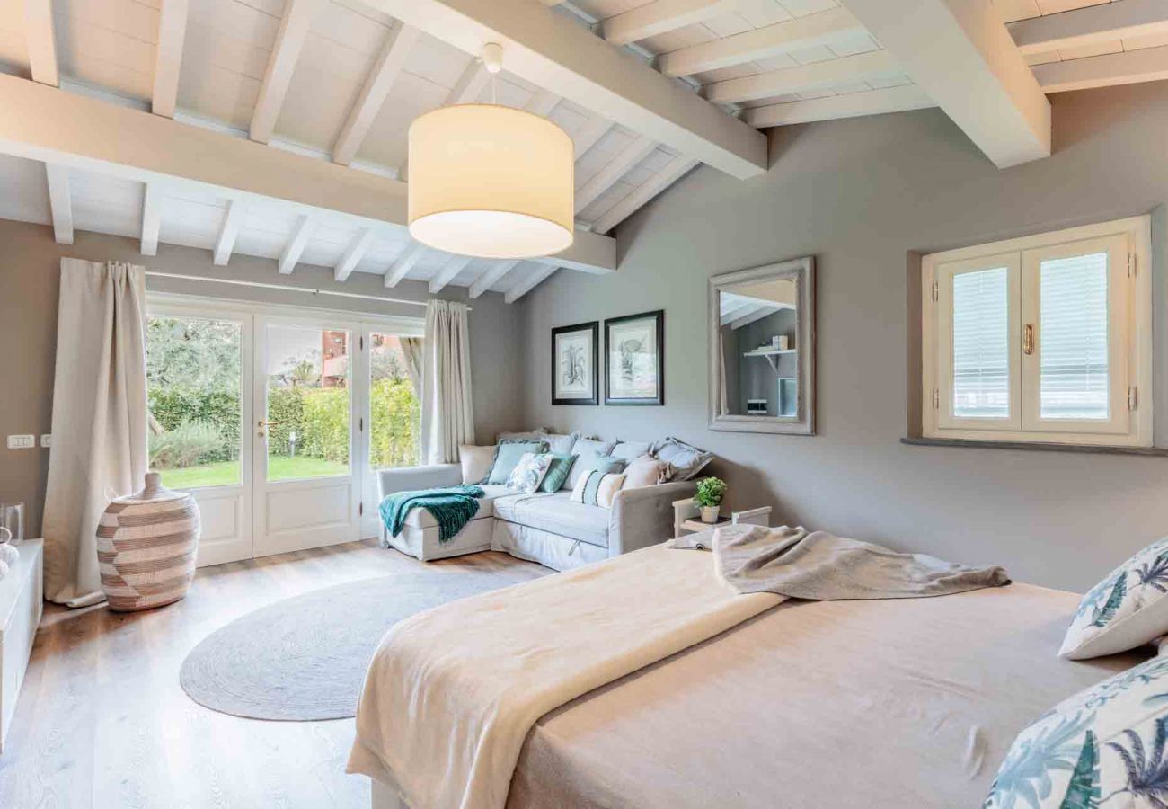 Villa a Lucca - Cottage Sughero, a Luxury Romantic Farmhouse for a Couple with Private Pool just 3 kms from Lucca
