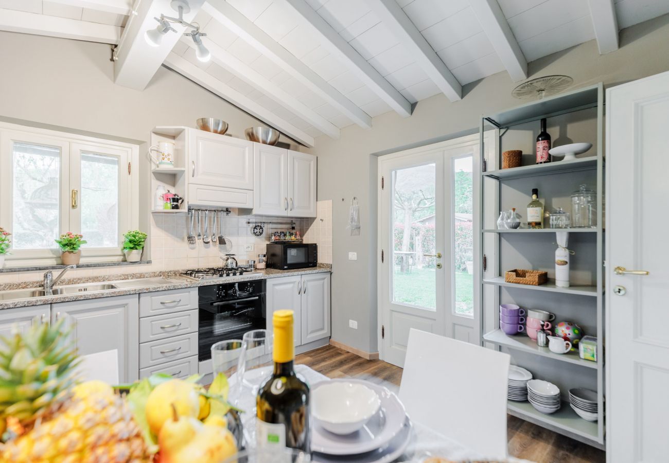 Villa a Lucca - Cottage Sughero, a Luxury Romantic Farmhouse for a Couple with Private Pool just 3 kms from Lucca