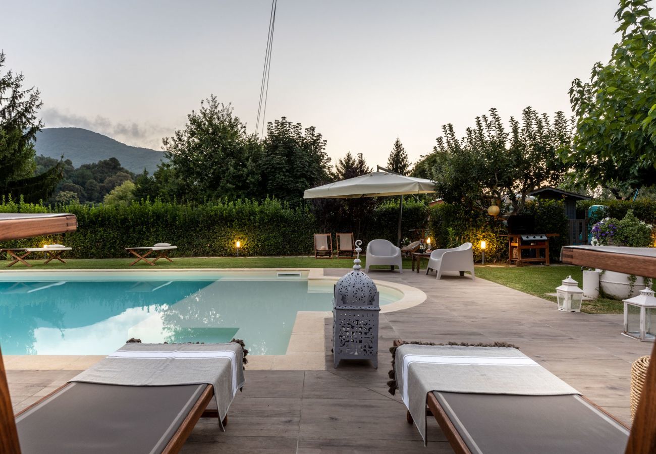 Villa a Lucca - Cottage Sughero, a Luxury Romantic Farmhouse for a Couple with Private Pool just 3 kms from Lucca