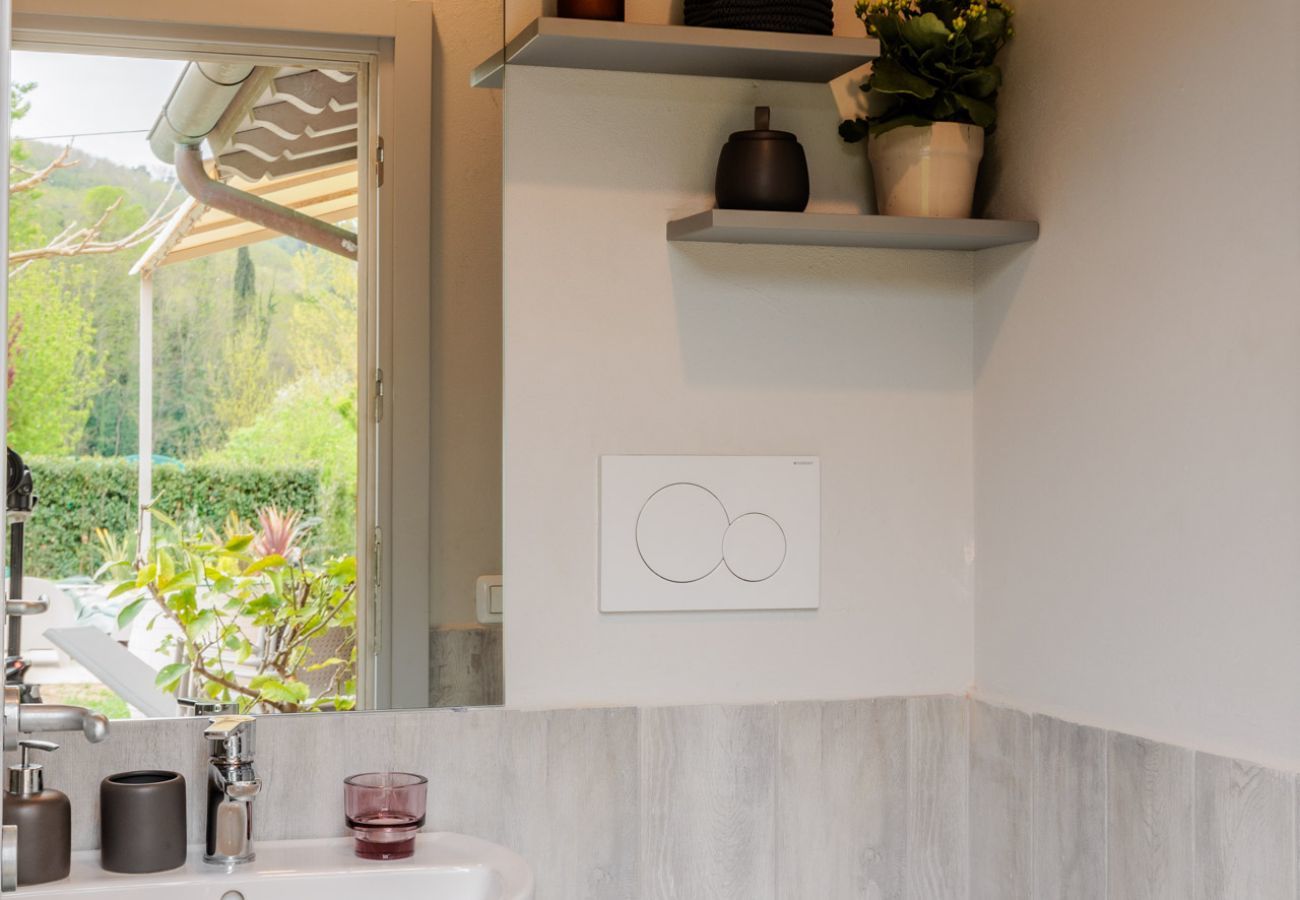 Villa a Lucca - Cottage Sughero, a Luxury Romantic Farmhouse for a Couple with Private Pool just 3 kms from Lucca
