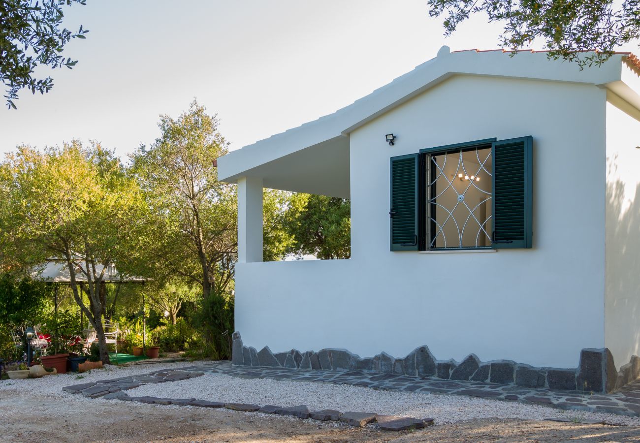 Casa rurale a Olbia - Country Lodge