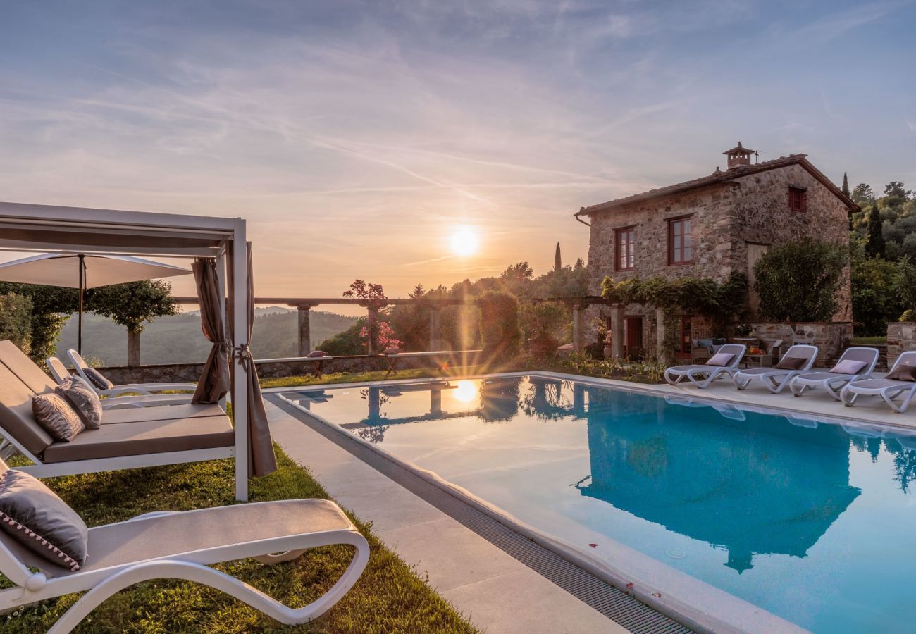 Villa a Lucca - VILLA BORBONE in Pieve Santo Stefano, a Luxury Renaissance Panoramic 9 Bedrooms Retreat Villa with Private Pool 