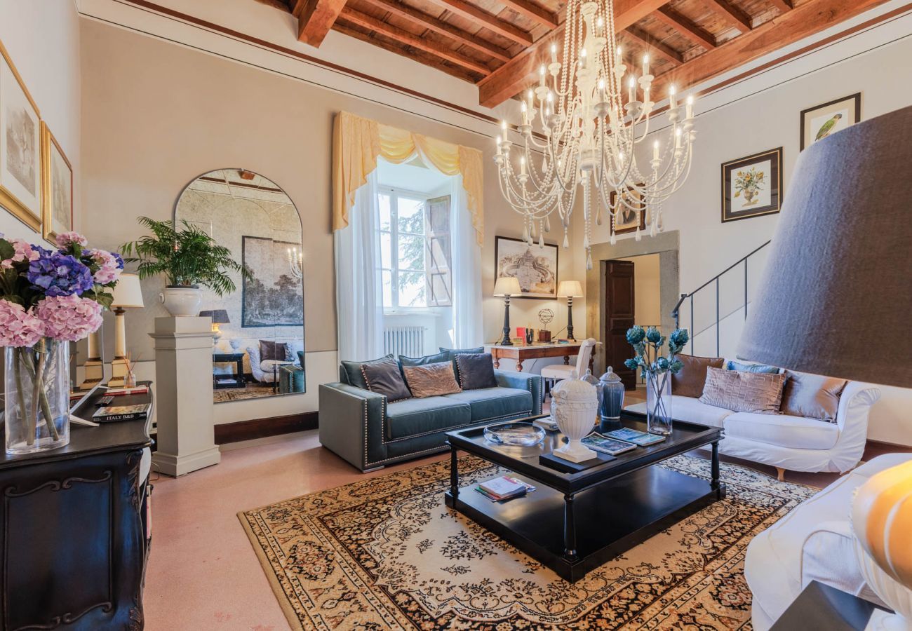 Villa a Lucca - VILLA BORBONE in Pieve Santo Stefano, a Luxury Renaissance Panoramic 9 Bedrooms Retreat Villa with Private Pool 