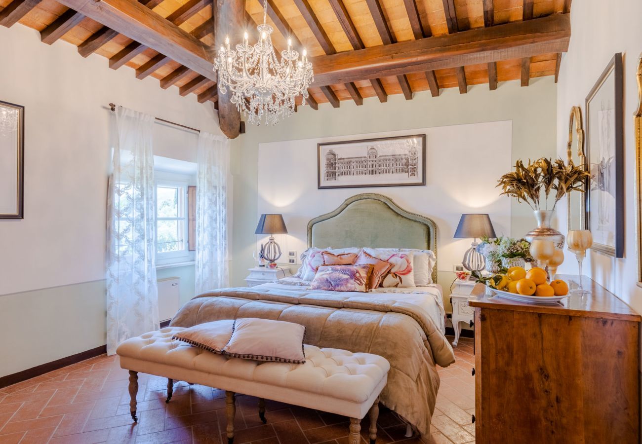 Villa a Lucca - VILLA BORBONE in Pieve Santo Stefano, a Luxury Renaissance Panoramic 9 Bedrooms Retreat Villa with Private Pool 