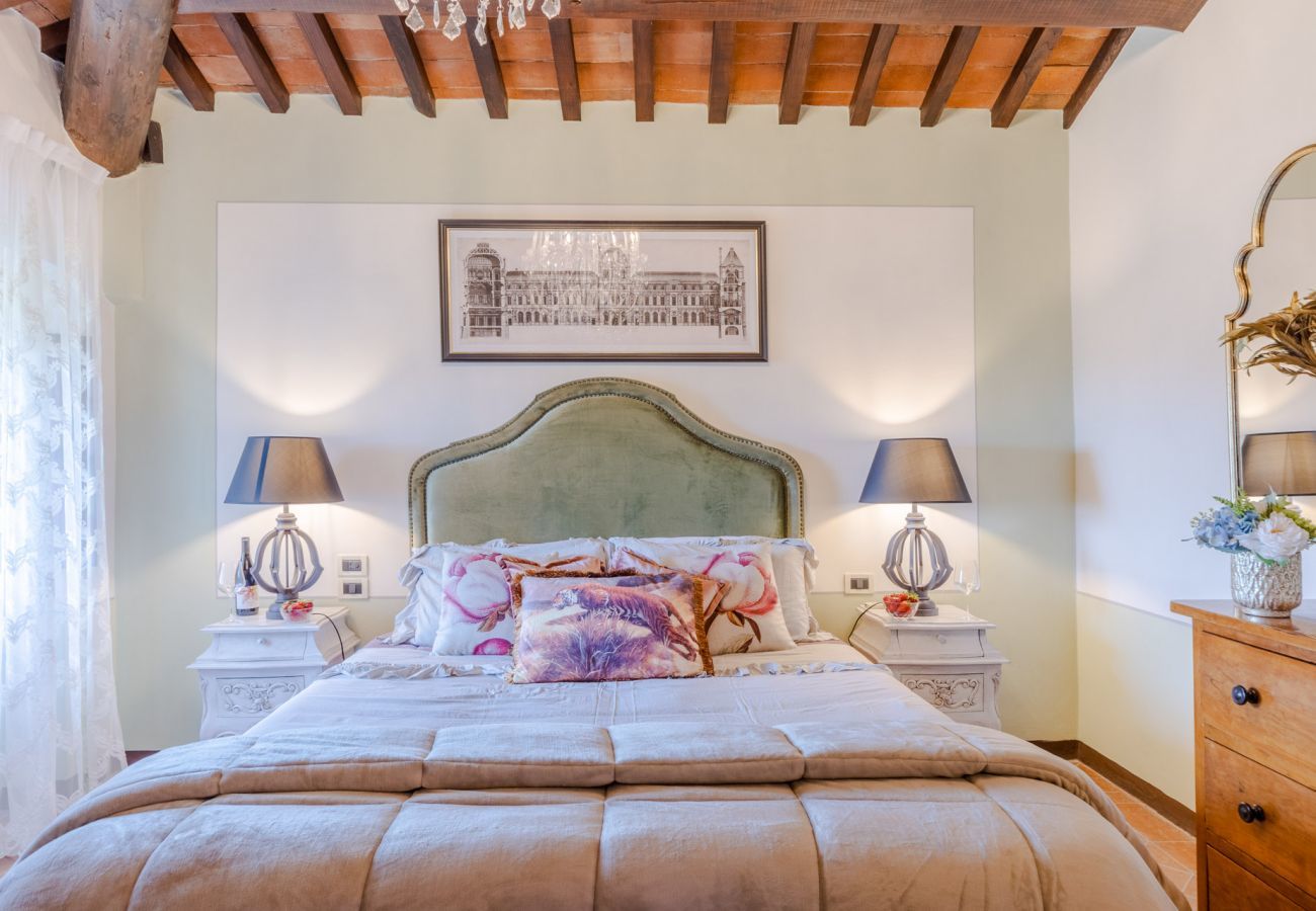 Villa a Lucca - VILLA BORBONE in Pieve Santo Stefano, a Luxury Renaissance Panoramic 9 Bedrooms Retreat Villa with Private Pool 