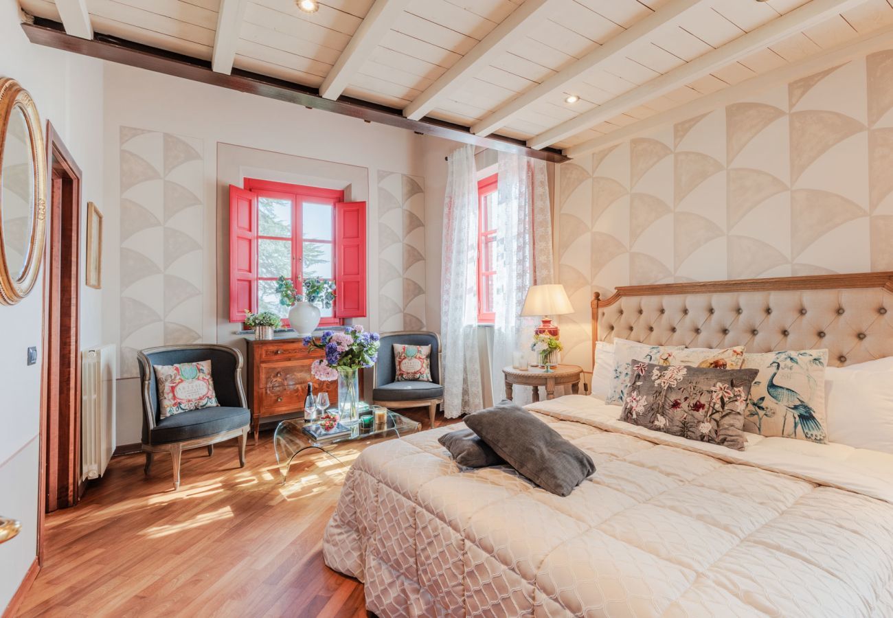Villa a Lucca - Villa Borbone - perched on the Lucca Hills