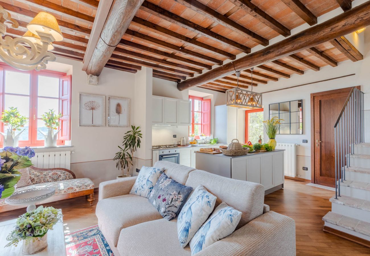 Villa a Lucca - Villa Borbone - perched on the Lucca Hills