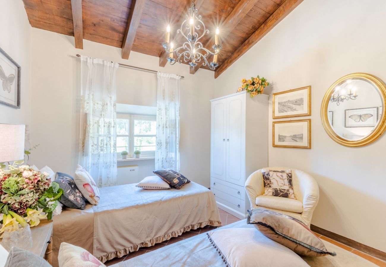 Villa a Lucca - Villa Borbone - perched on the Lucca Hills
