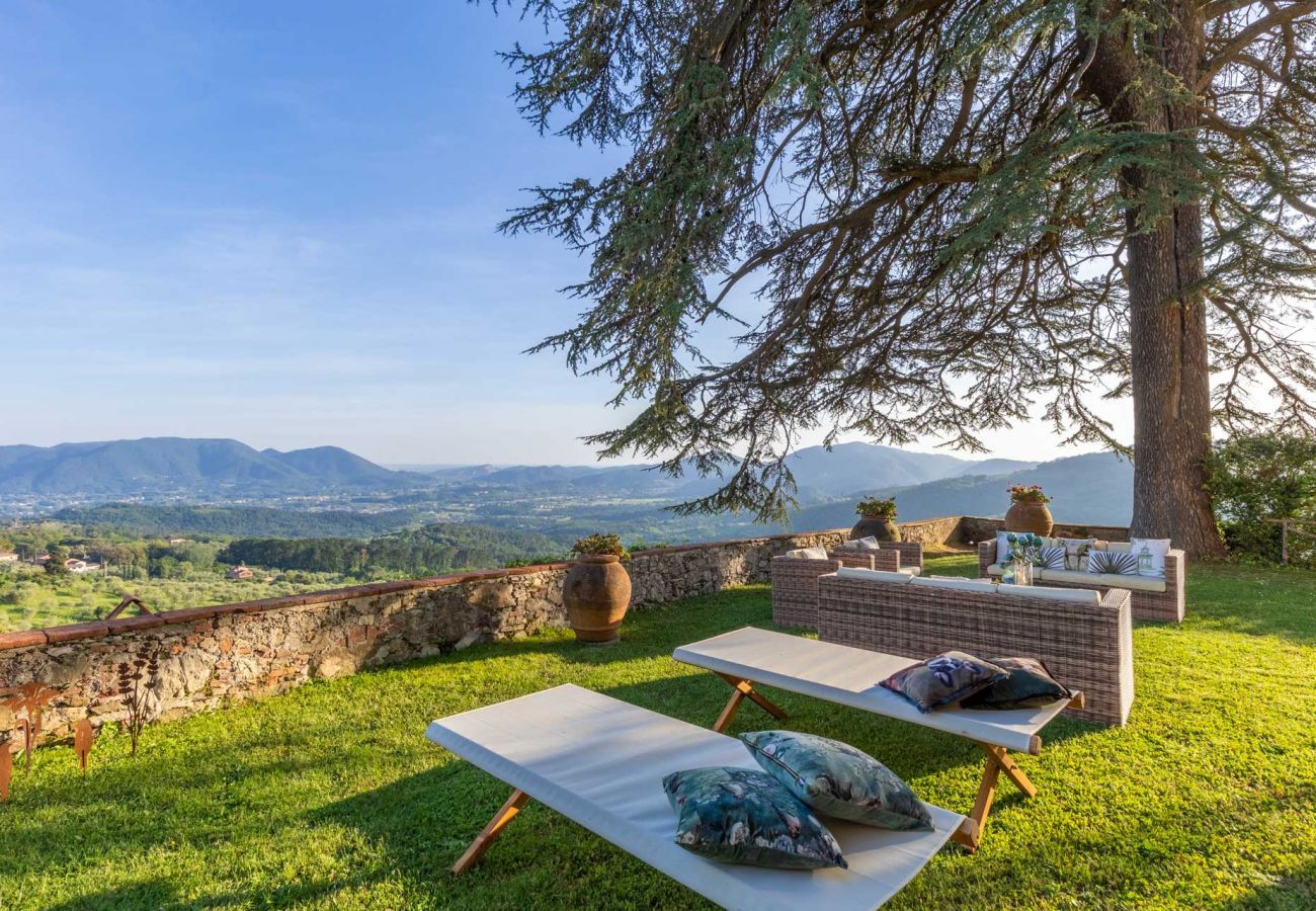 Villa a Lucca - VILLA BORBONE in Pieve Santo Stefano, a Luxury Renaissance Panoramic 9 Bedrooms Retreat Villa with Private Pool 