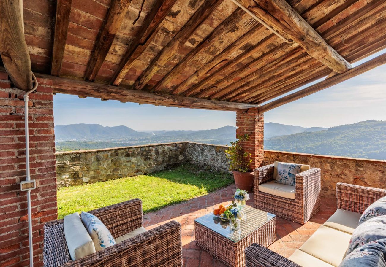 Villa a Lucca - VILLA BORBONE in Pieve Santo Stefano, a Luxury Renaissance Panoramic 9 Bedrooms Retreat Villa with Private Pool 