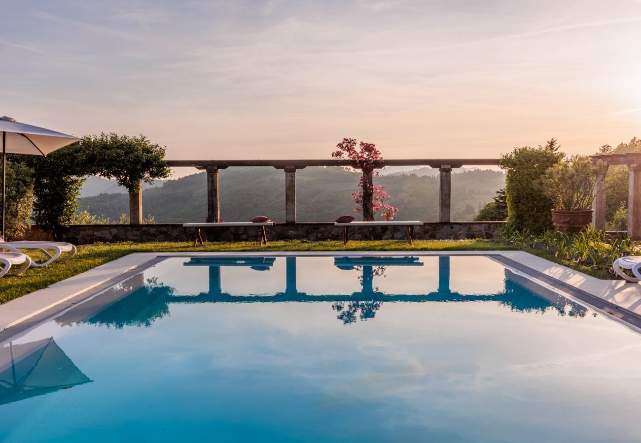 Villa a Lucca - VILLA BORBONE in Pieve Santo Stefano, a Luxury Renaissance Panoramic 9 Bedrooms Retreat Villa with Private Pool 