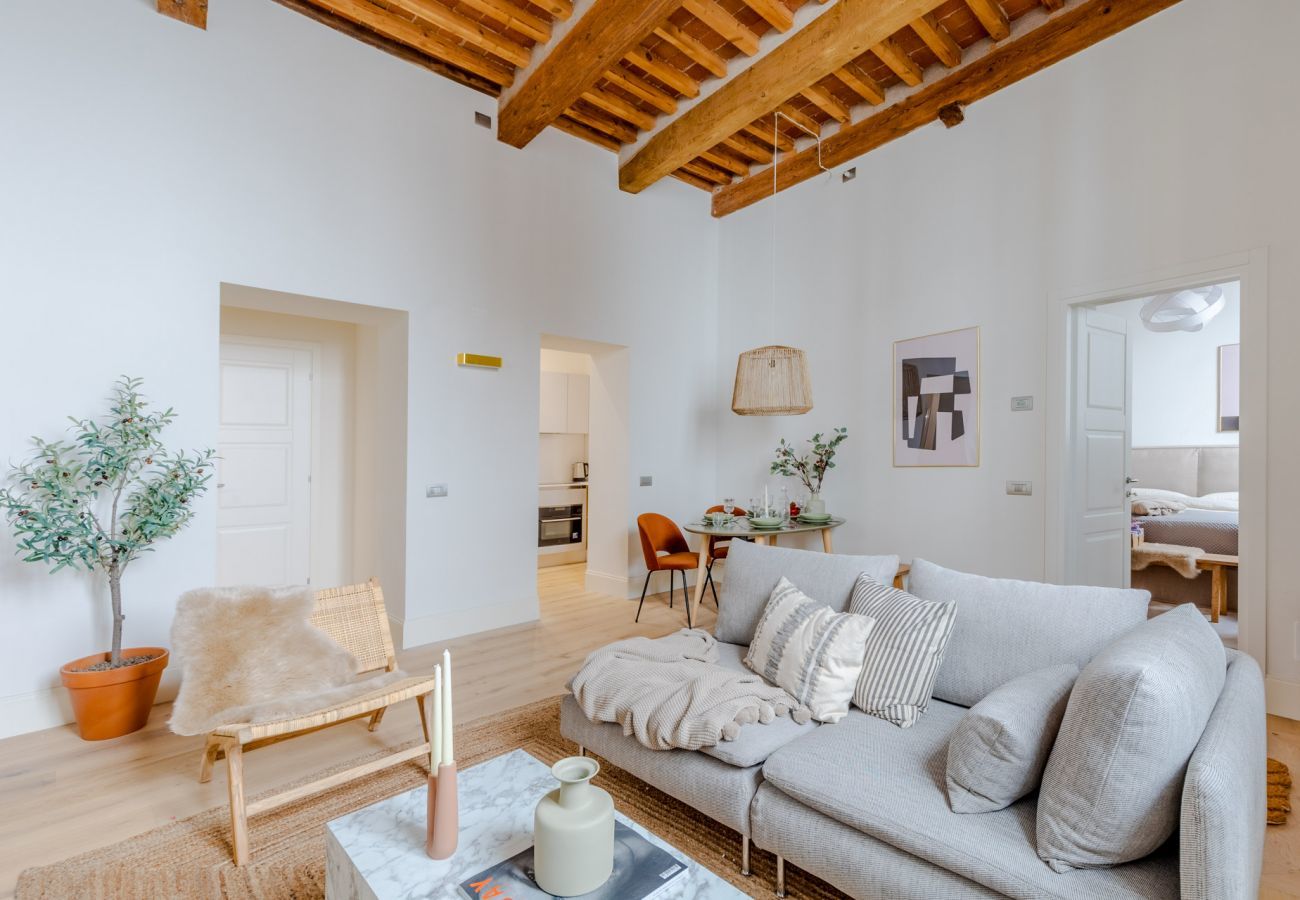 Appartamento a Lucca - Casa Lazzaro, Contemporary Ground Floor Apartment