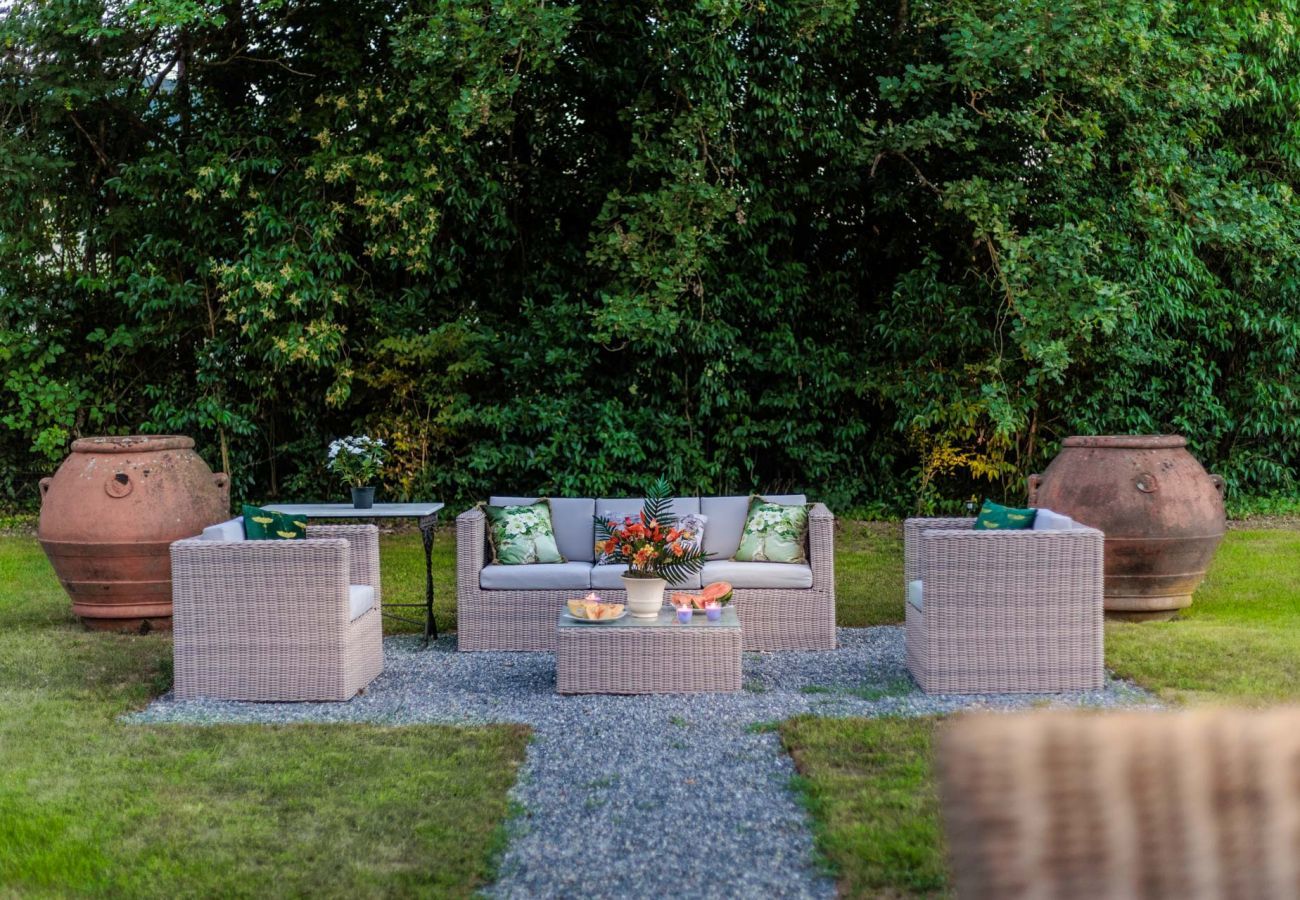 Villa a Lucca - Bassotta Cottage, a Charming Fairytale