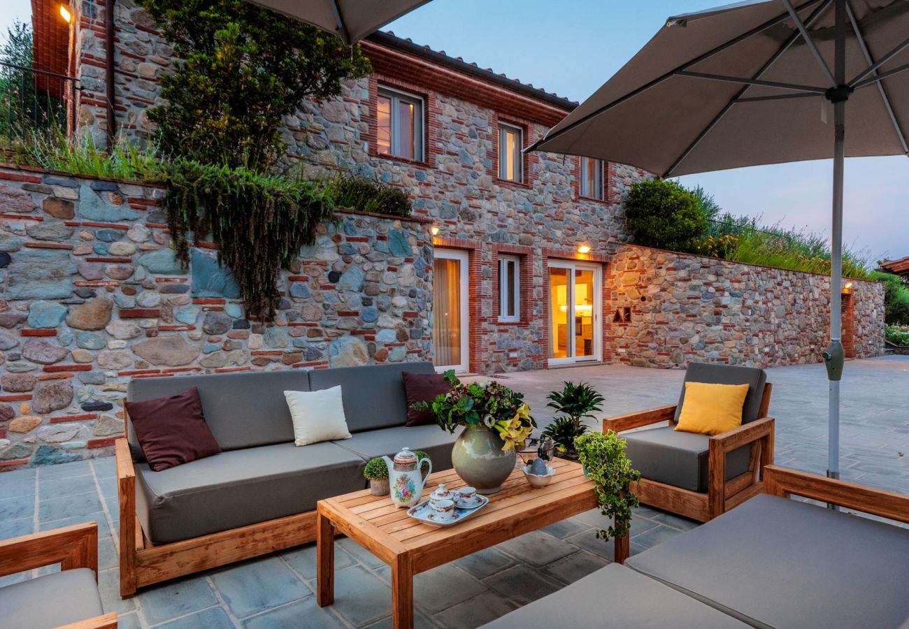 Villa a San Ginese - Nonno Giulivo Farmhouse, Tuscan Sanctuary