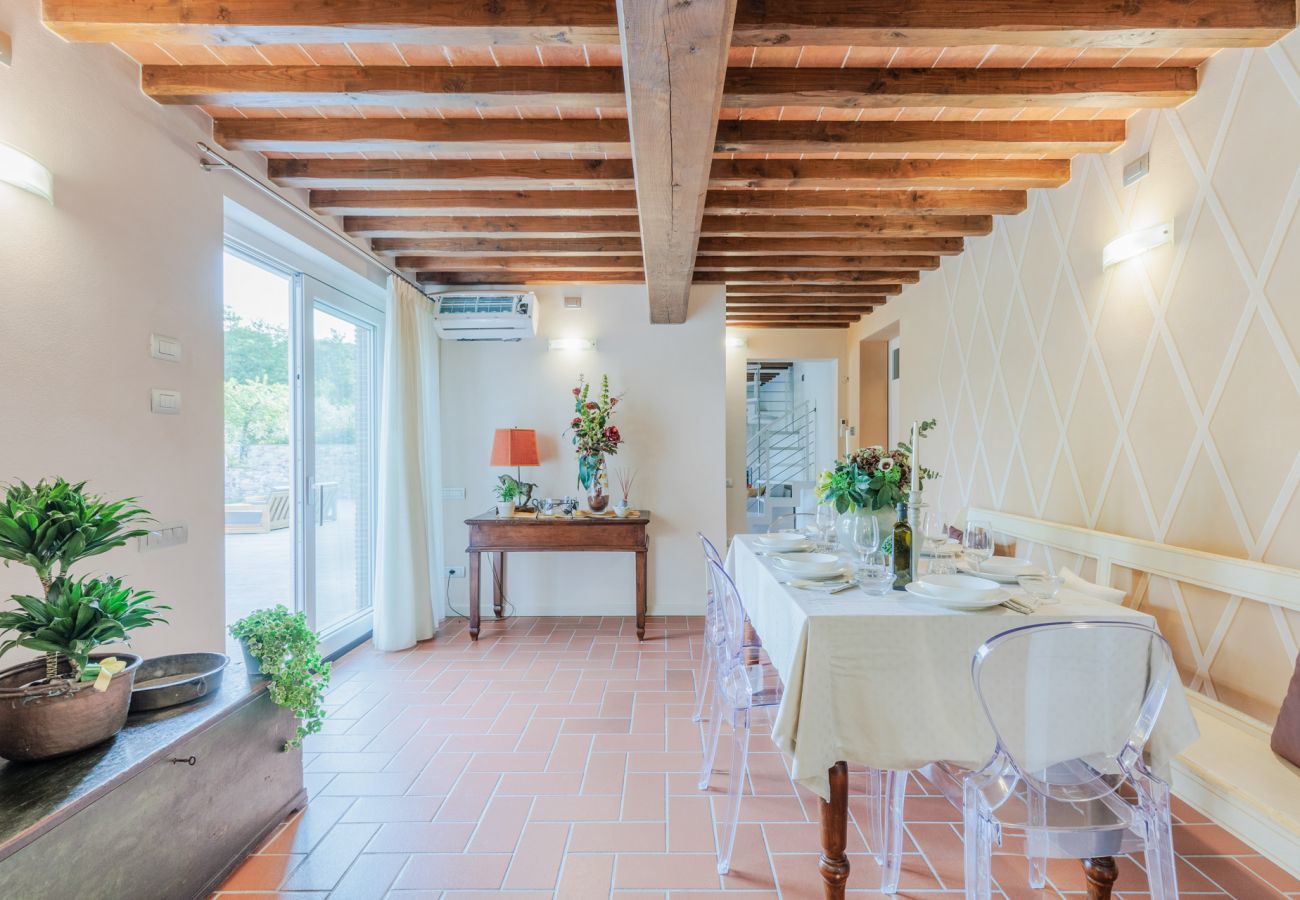 Villa a San Ginese - Nonno Giulivo Farmhouse, a Modern Hidden Tuscan Sanctuary with Private Pool