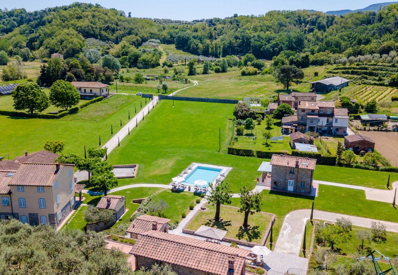 Villa a San Ginese - Nonno Giulivo Farmhouse, a Modern Hidden Tuscan Sanctuary with Private Pool