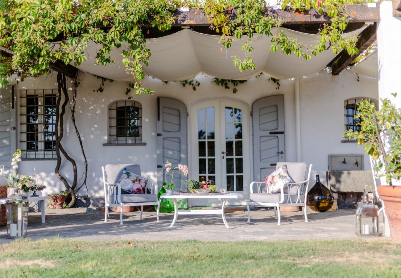 Villa a Capannori - Villa Noa, a Private Retreat with View