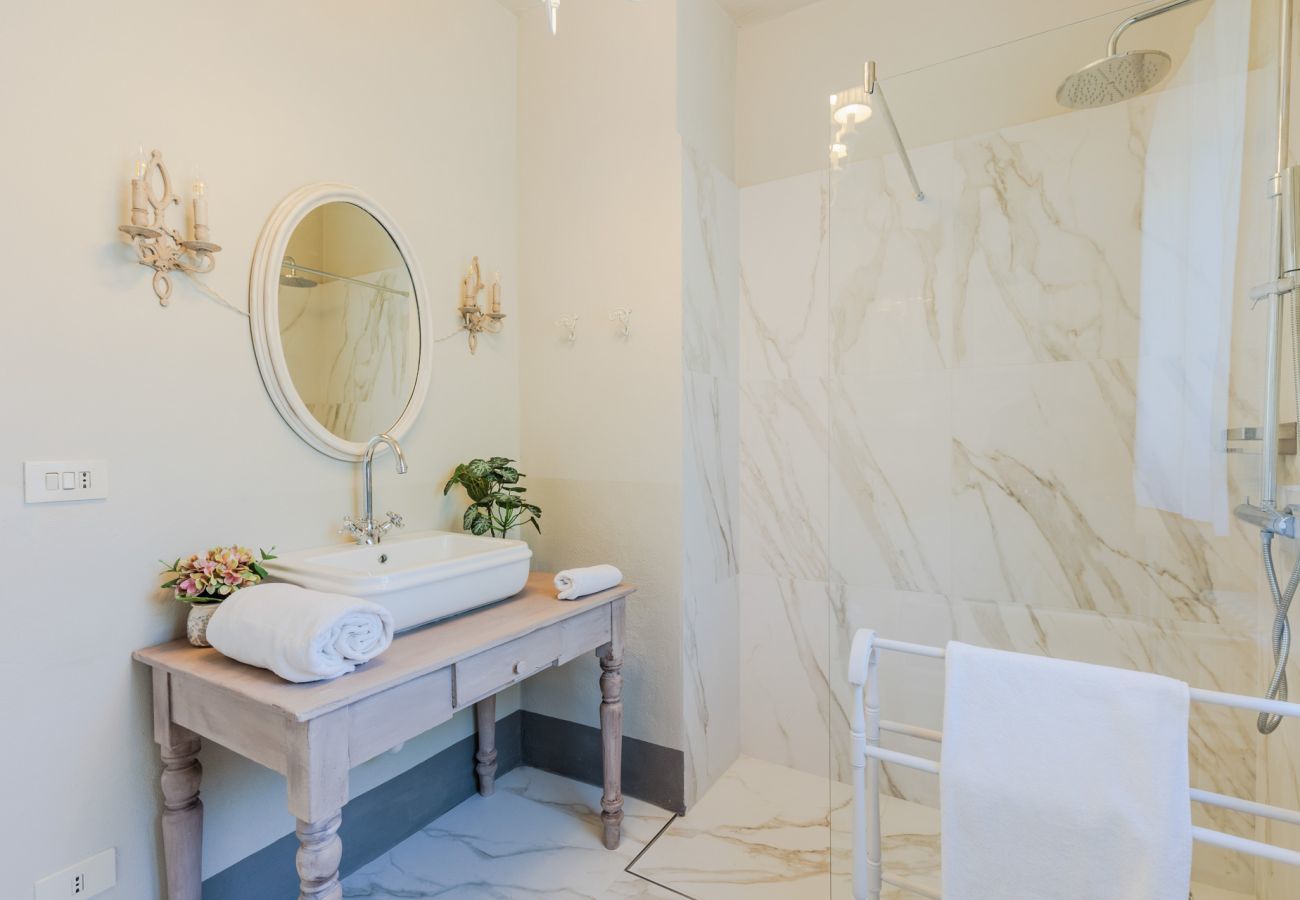 Villa a Capannori - Villa Noa, a Private Retreat with View