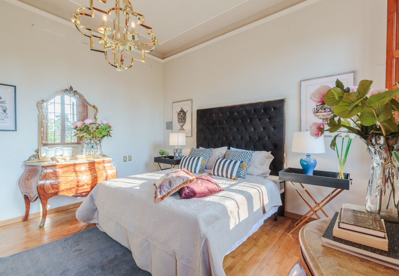 Villa a Monte San quirico - Villa Cesare, Convenient and Smart