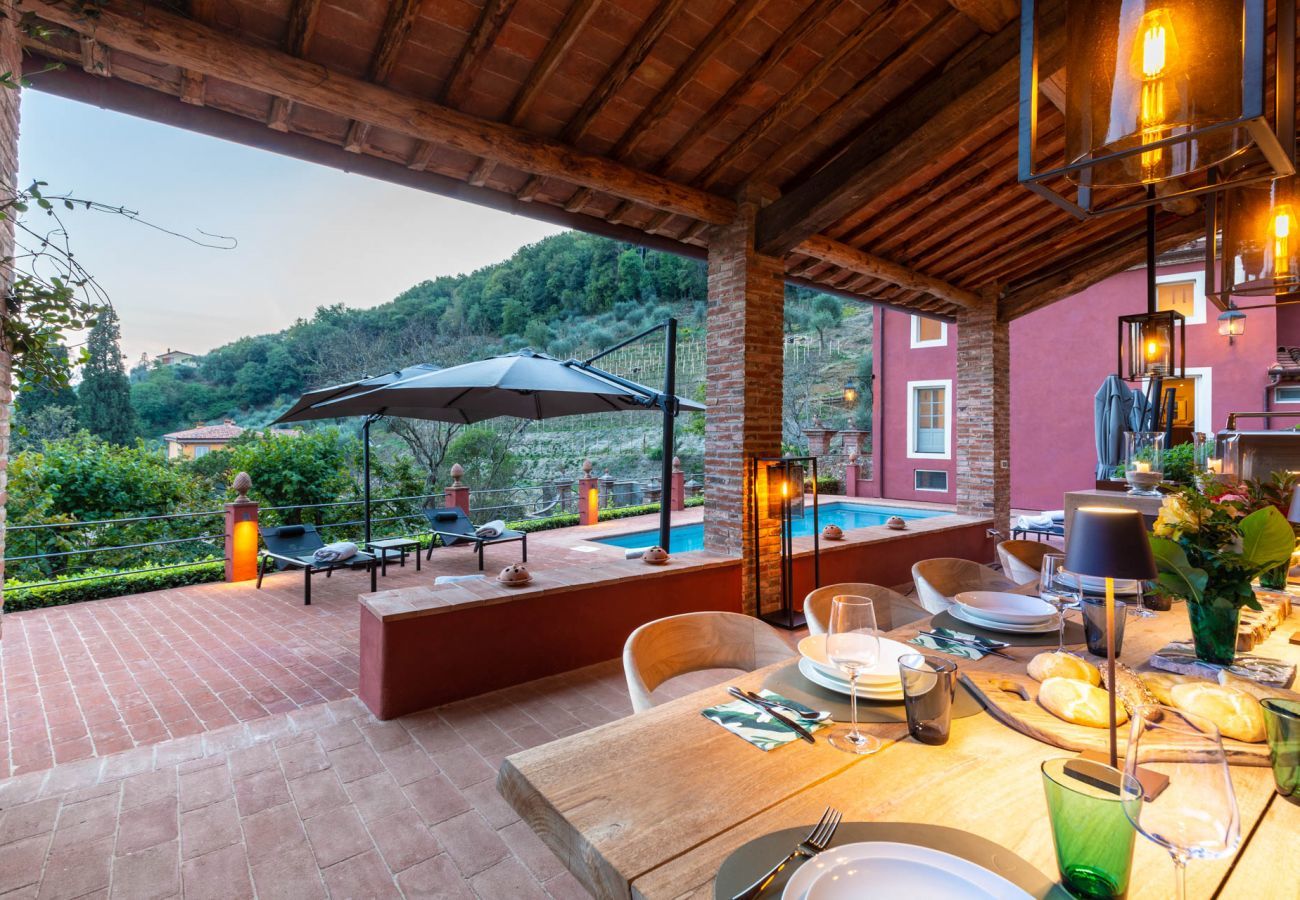 Villa a Lucca - Tramonto Farmhouse, Contemporary Tradition