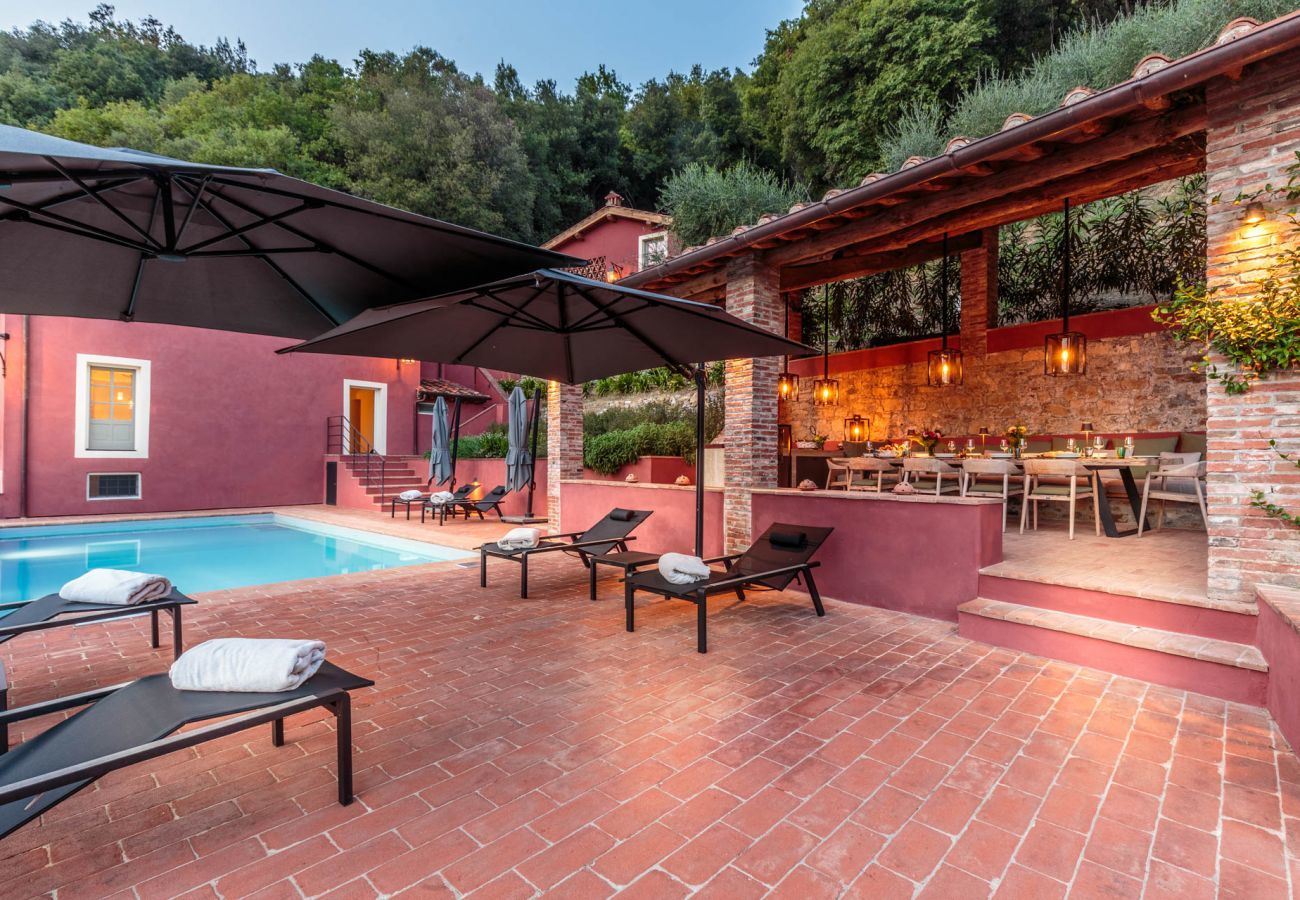 Villa a Lucca - Tramonto Farmhouse, Contemporary Tradition