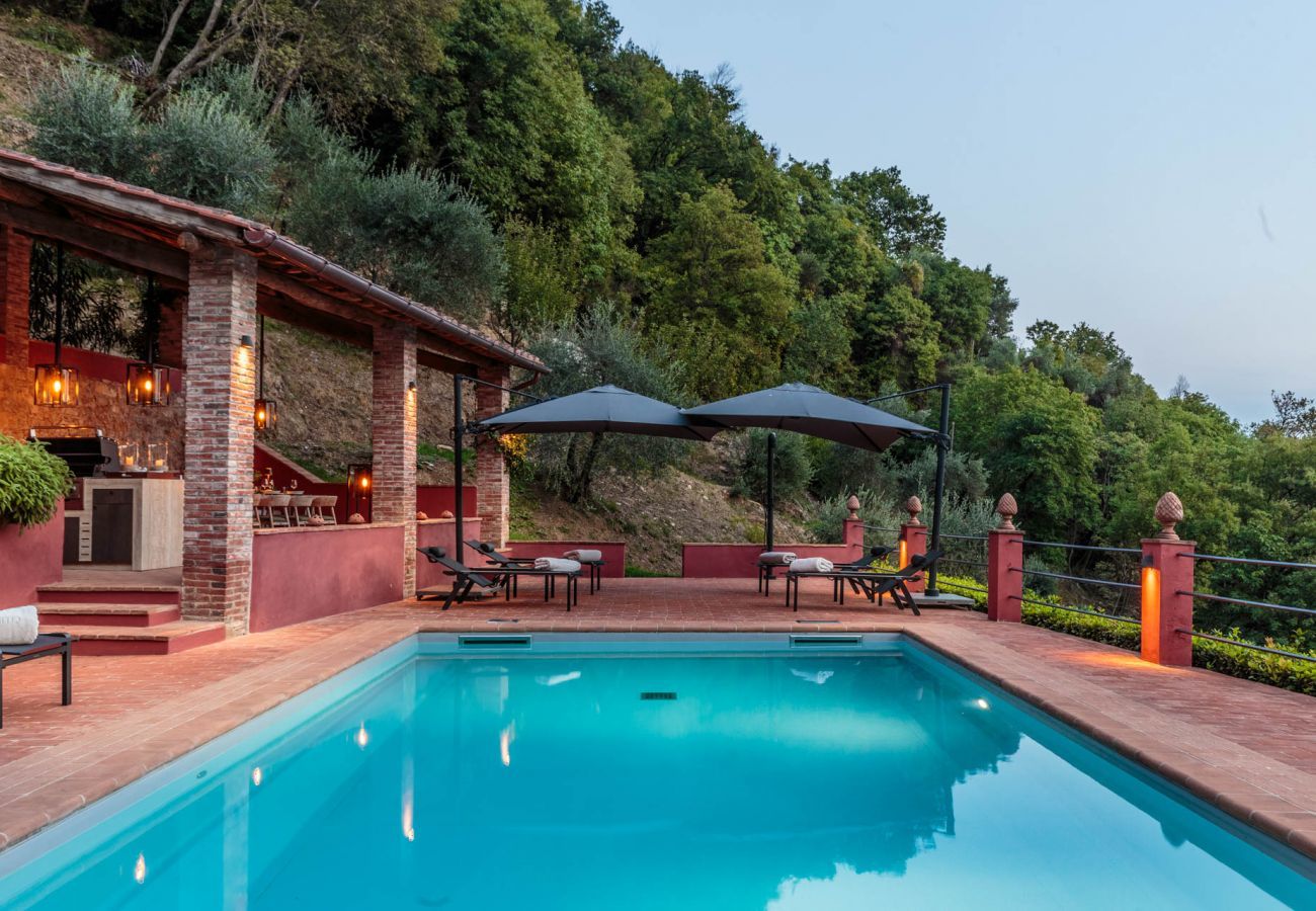 Villa a Lucca - Tramonto Farmhouse, a Luxury Retreat and a Contemporary Story of Tradition