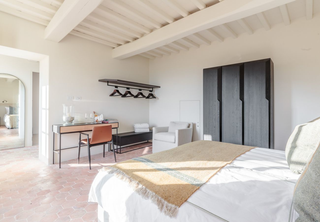 Villa a Lucca - Tramonto Farmhouse, a Luxury Retreat and a Contemporary Story of Tradition