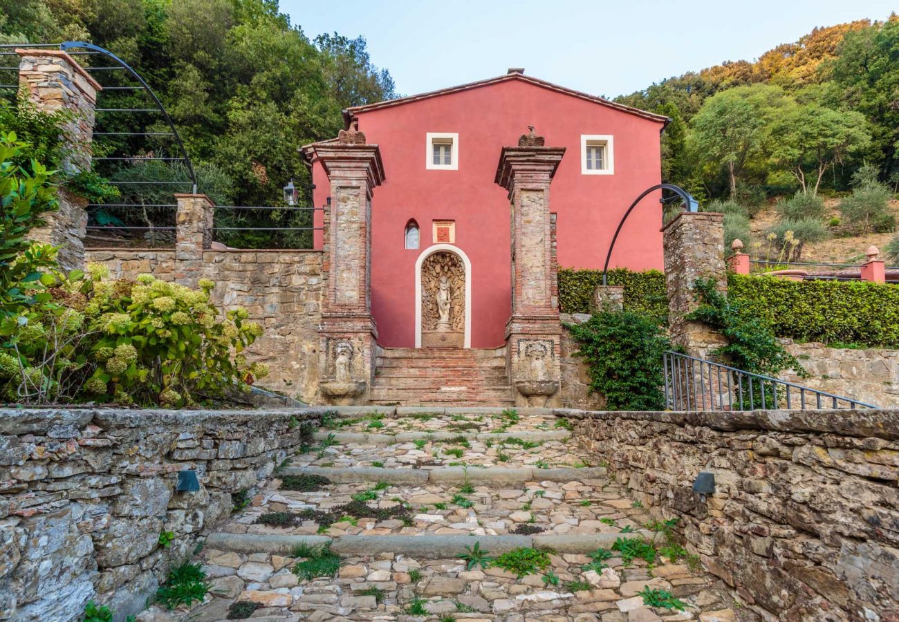 Villa a Lucca - Tramonto Farmhouse, Contemporary Tradition