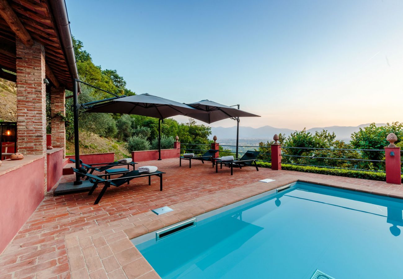Villa a Lucca - Tramonto Farmhouse, Contemporary Tradition