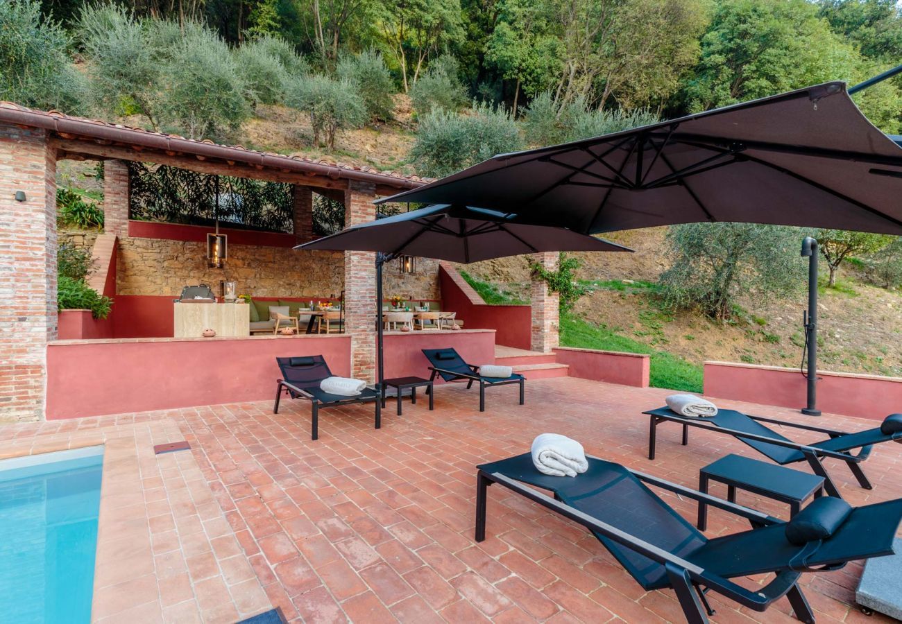 Villa a Lucca - Tramonto Farmhouse, a Luxury Retreat and a Contemporary Story of Tradition