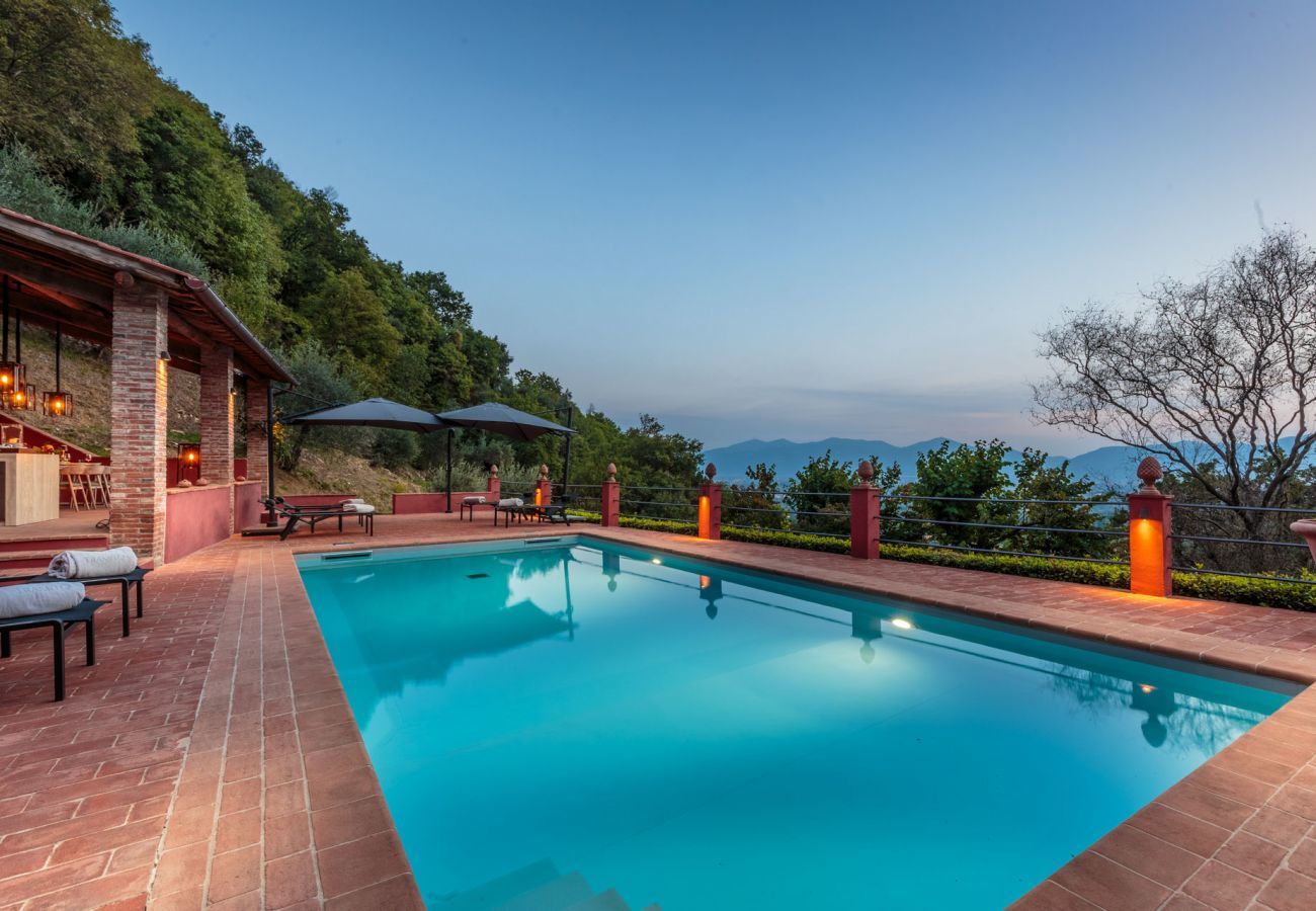 Villa a Lucca - Tramonto Farmhouse, Contemporary Tradition