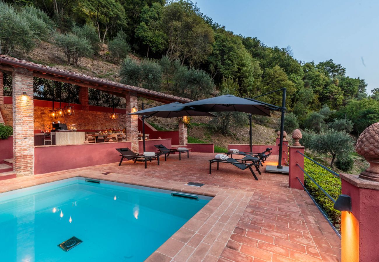Villa a Lucca - Tramonto Farmhouse, Contemporary Tradition