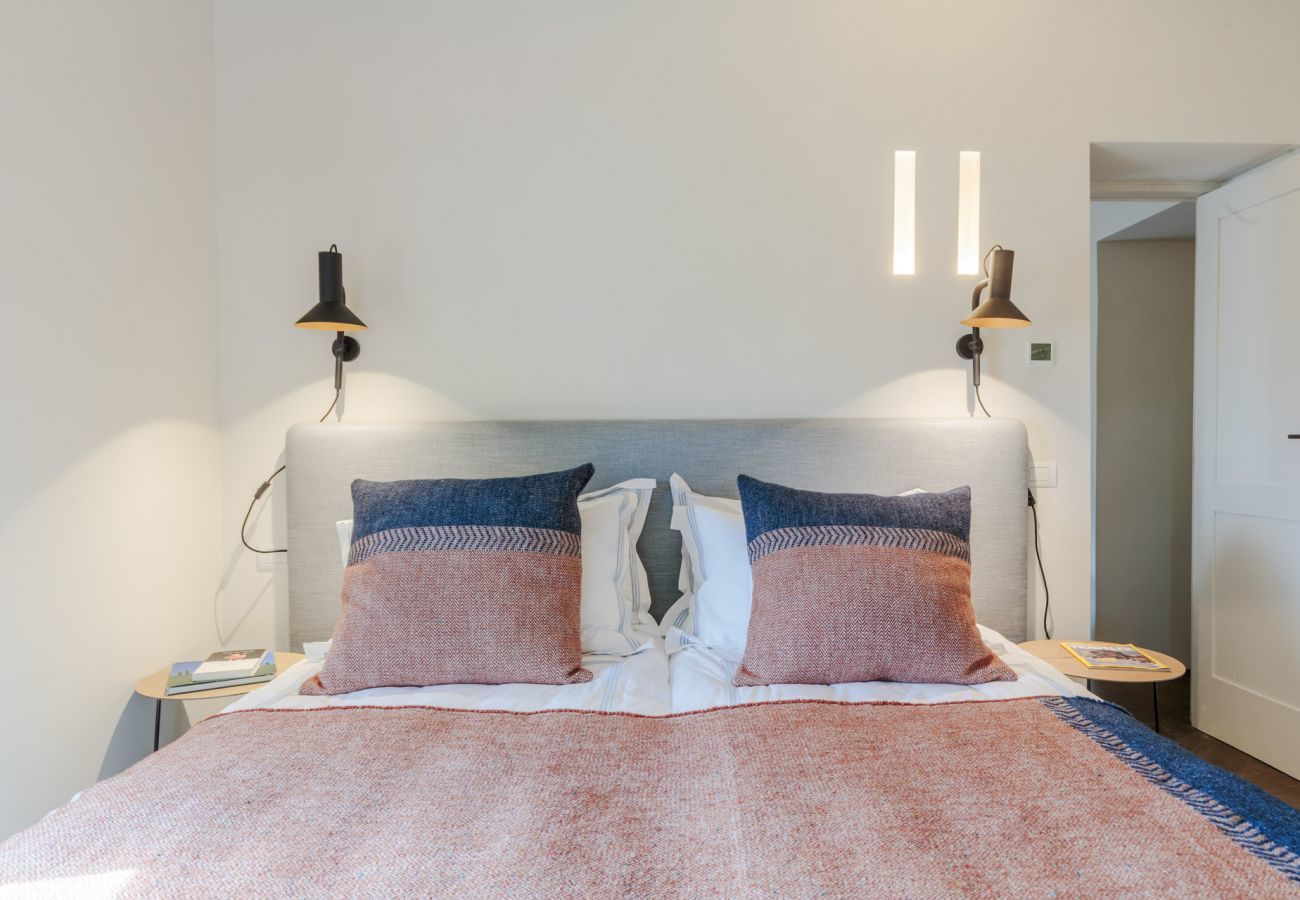 Villa a Lucca - Tramonto Farmhouse, Contemporary Tradition