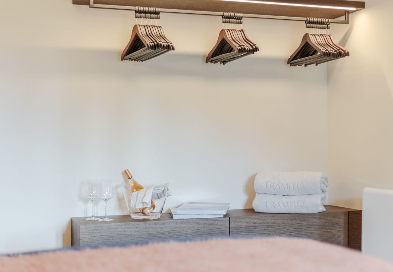 Villa a Lucca - Tramonto Farmhouse, Contemporary Tradition