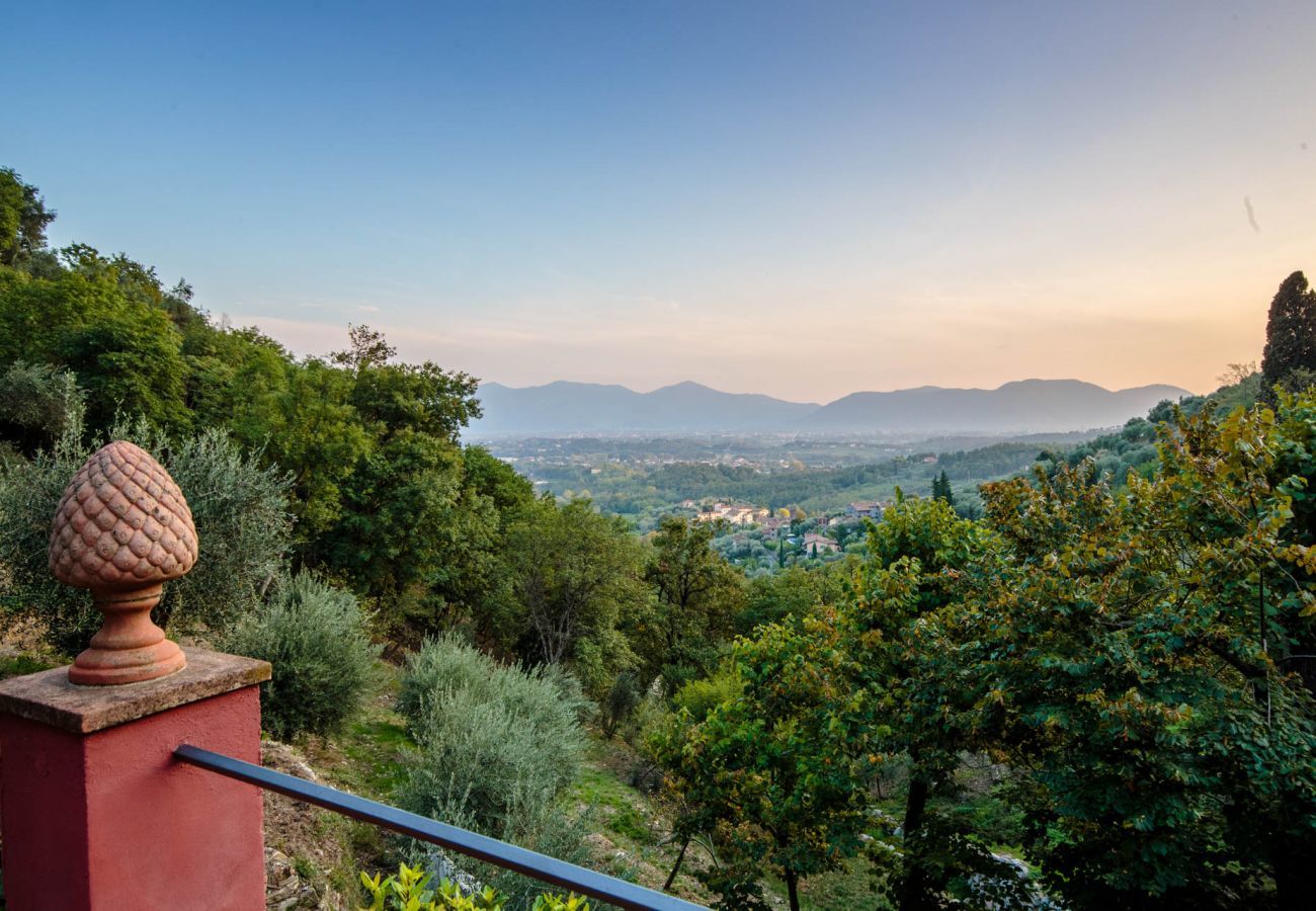 Villa a Lucca - Tramonto Farmhouse, a Luxury Retreat and a Contemporary Story of Tradition