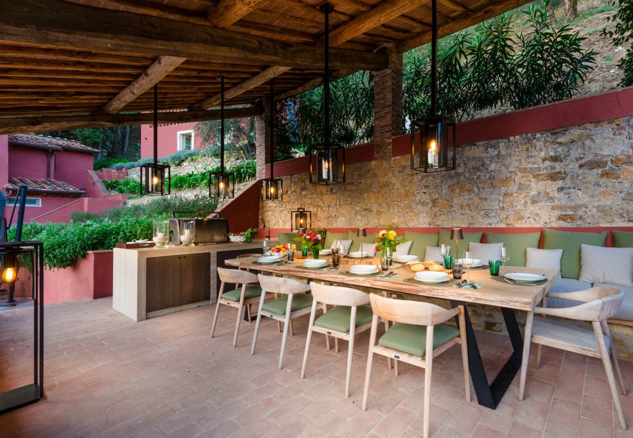 Villa a Lucca - Tramonto Farmhouse, a Luxury Retreat and a Contemporary Story of Tradition