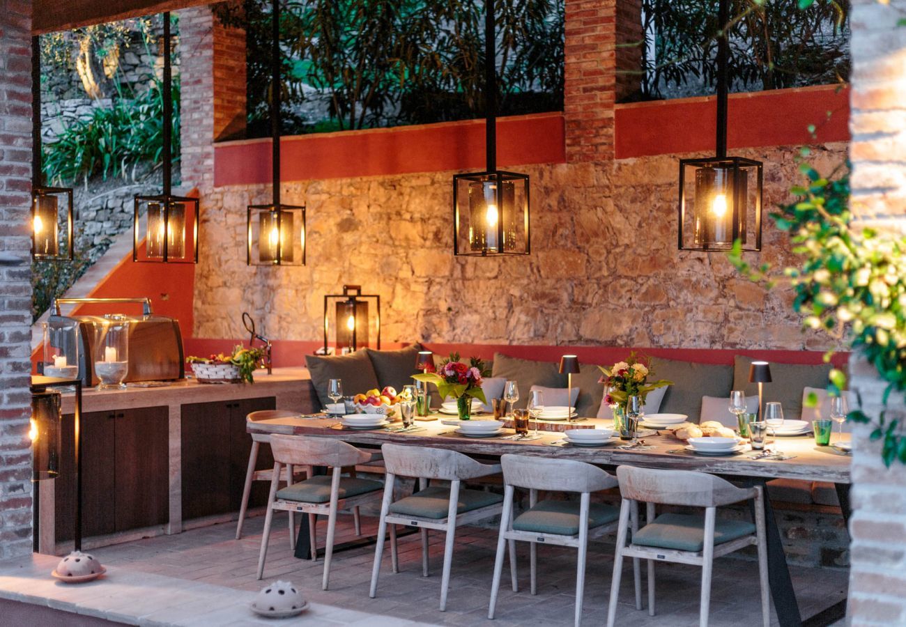 Villa a Lucca - Tramonto Farmhouse, Contemporary Tradition