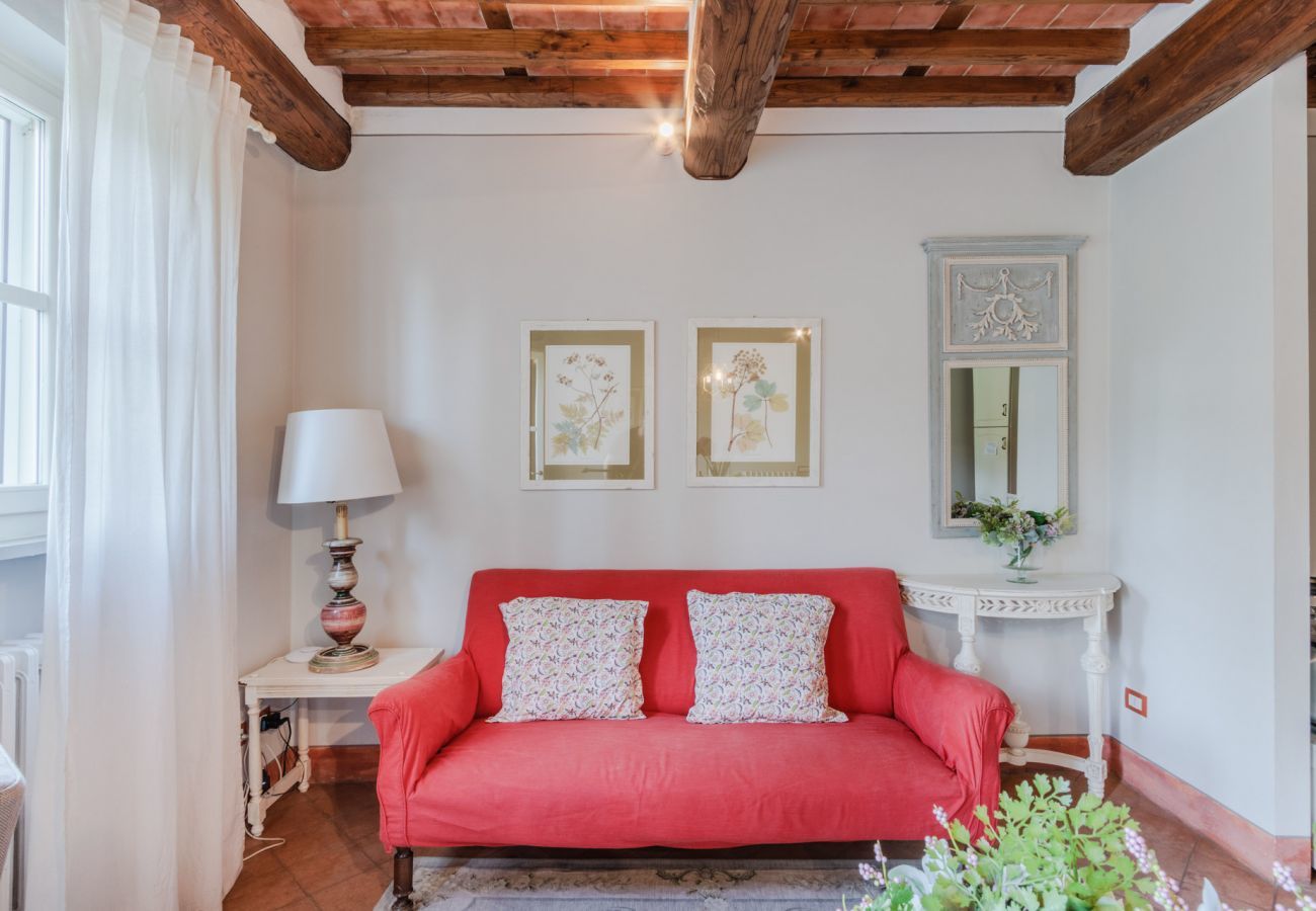 Appartamento a Monte San quirico - Donato, Farmhouse Apartment with Pool
