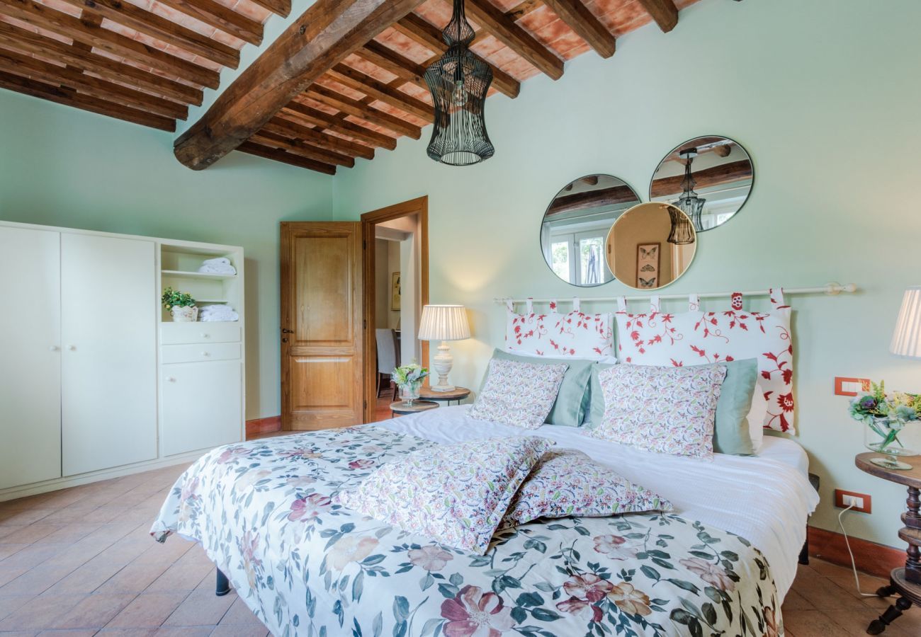 Appartamento a Monte San quirico - Donato, Farmhouse Apartment with Pool