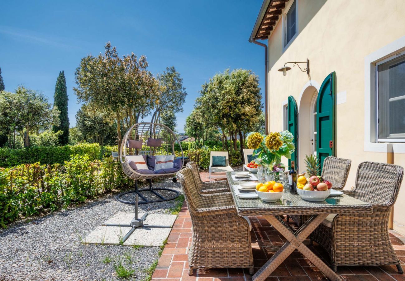 Appartamento a Monte San quirico - Elisa Farmhouse Apartment in Wine Resort